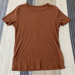 a new day Ribbed Short Sleeve Tee in Rust Brown